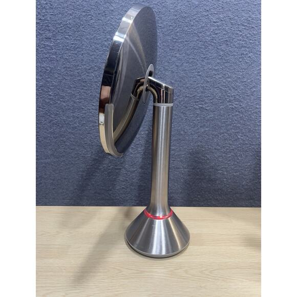 Simplehuman ST3026 8-inch, Sensor-activated Lighted Mirror w/ 5x Magnification - Picture 4 of 16